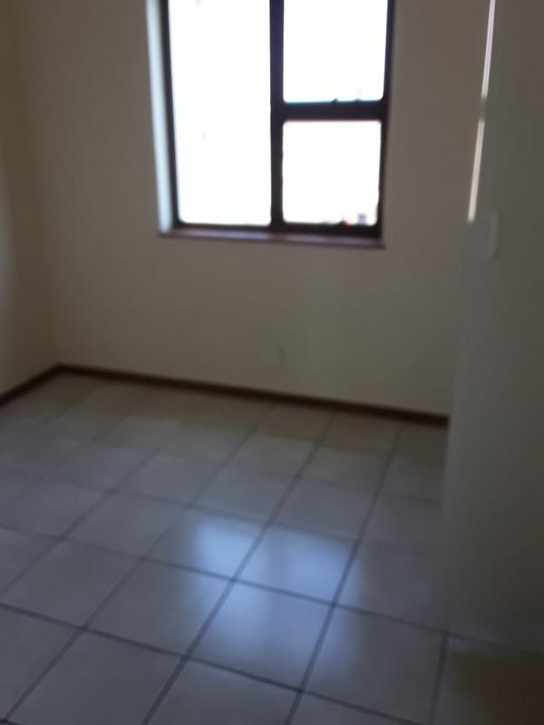 To Let 2 Bedroom Property for Rent in Table View Western Cape